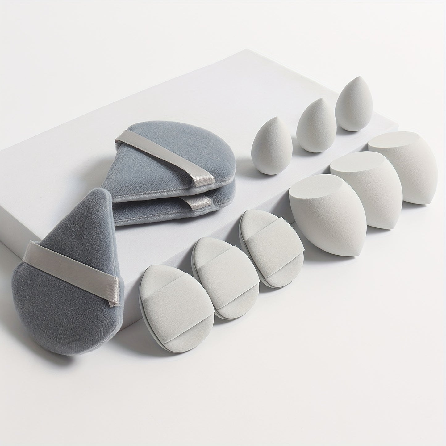 12pcs All-Purpose Makeup Sponge Set, Consisting of 3 Loose Powder Puffs, 3 Mini Air Cushion Puffs, 3 Beauty Eggs And 3 Mini Beauty Eggs. Foundation Blending Beauty Sponges, Liquid, Cream And Powder Flawless, Latex-Free Wet An